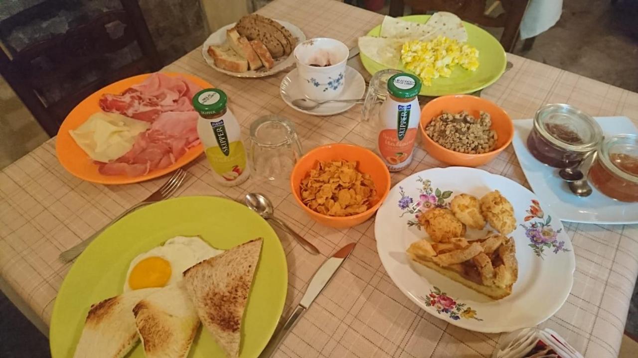 洛坎达德尔卡罗比欧酒店 克雷莫纳 外观 照片
